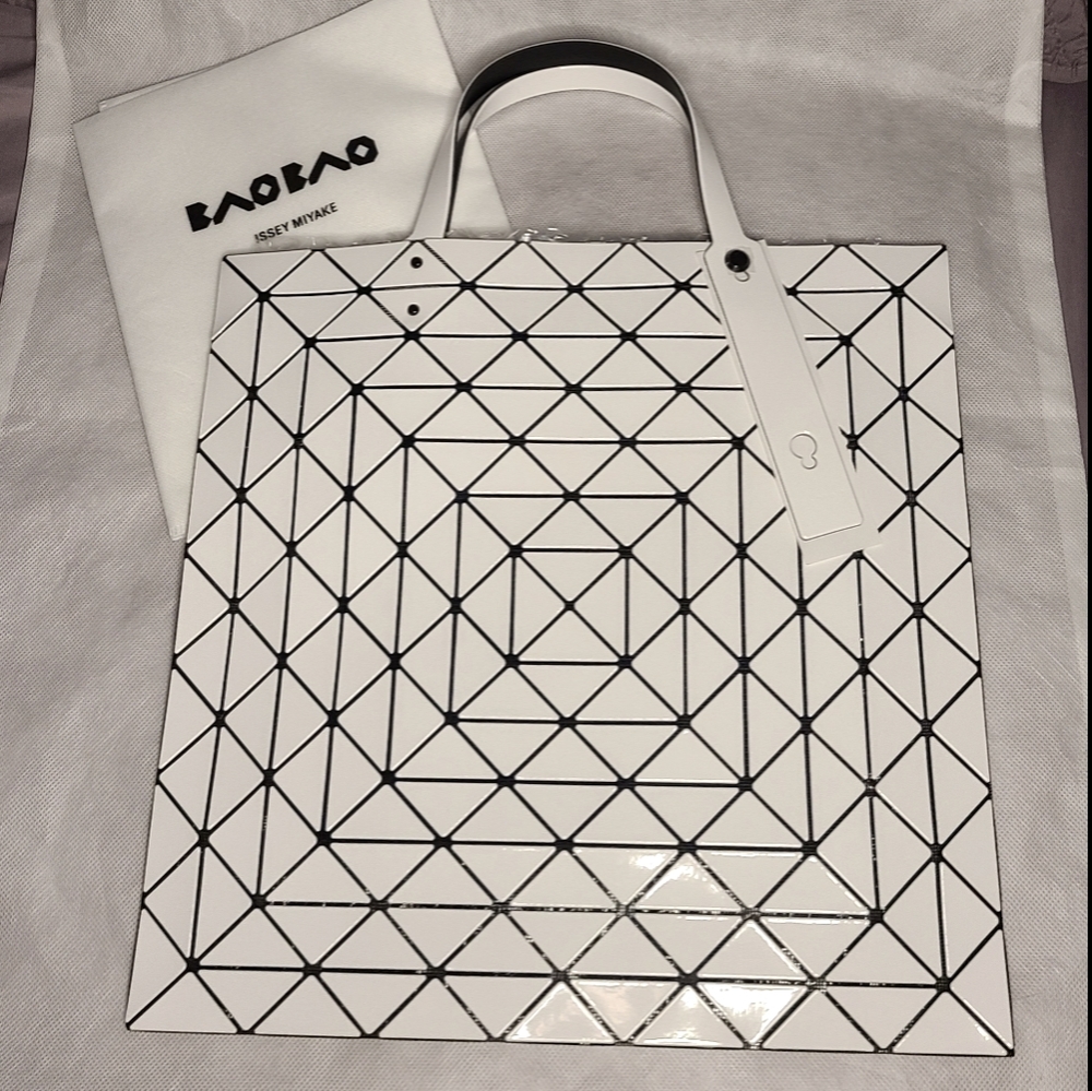Bao Bao Issey Miyake Row Box Tote - White
